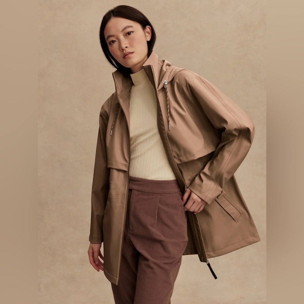 NWT Varley Alyssa Rain Jacket